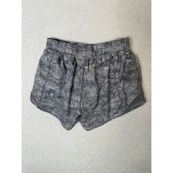 Lululemon Hotty Hot High Rise Running Athletic Shorts Long 4" Gray White 4 - Picture 5 of 5